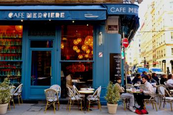 a glimpse of cafés in France
